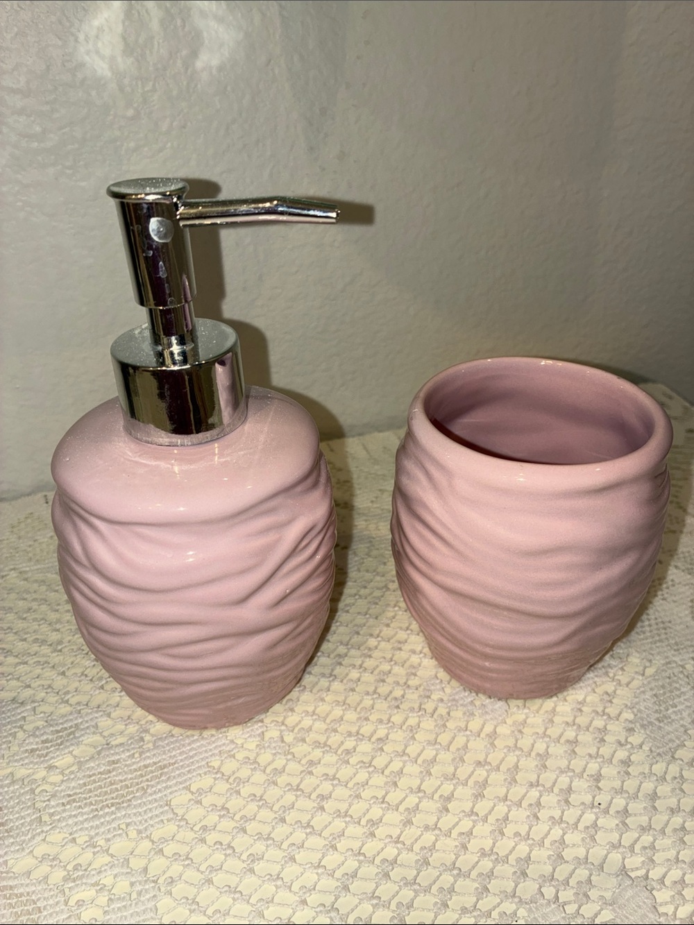 Pink Ceramic Bathroom Accessory Set - Soap Dispenser and Tumbler